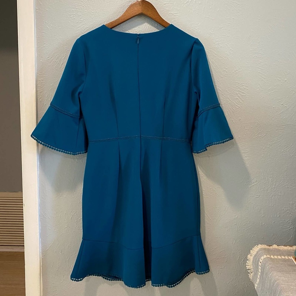 Betsey Johnson Scuba Crepe with Bell Sleeves Midi Teal Dress Size 6 - Picture 4 of 8